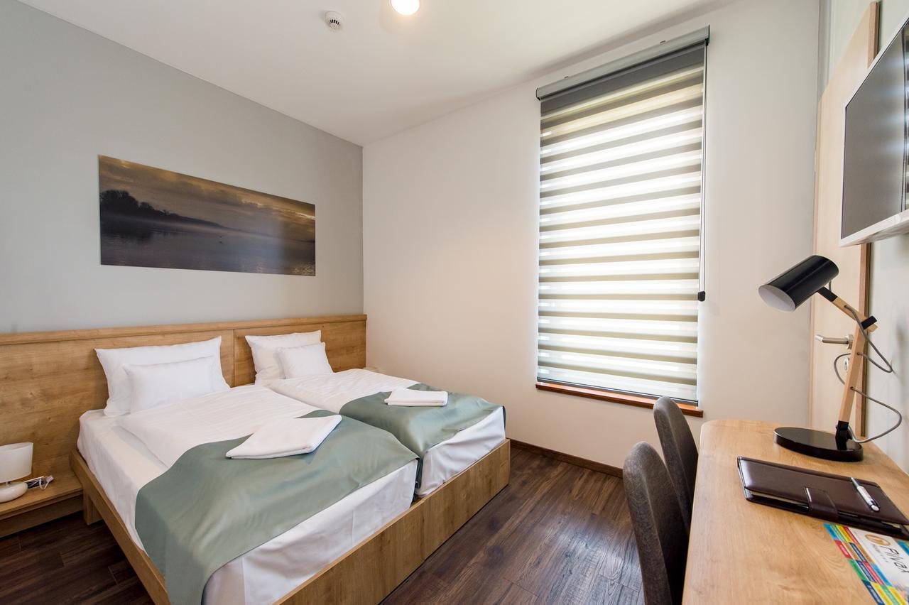 Pilvax Hotel Калоча Екстер'єр фото